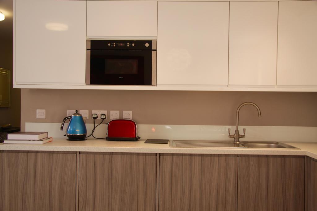 Lux Living Apartments - Florian House CBG Buitenkant foto